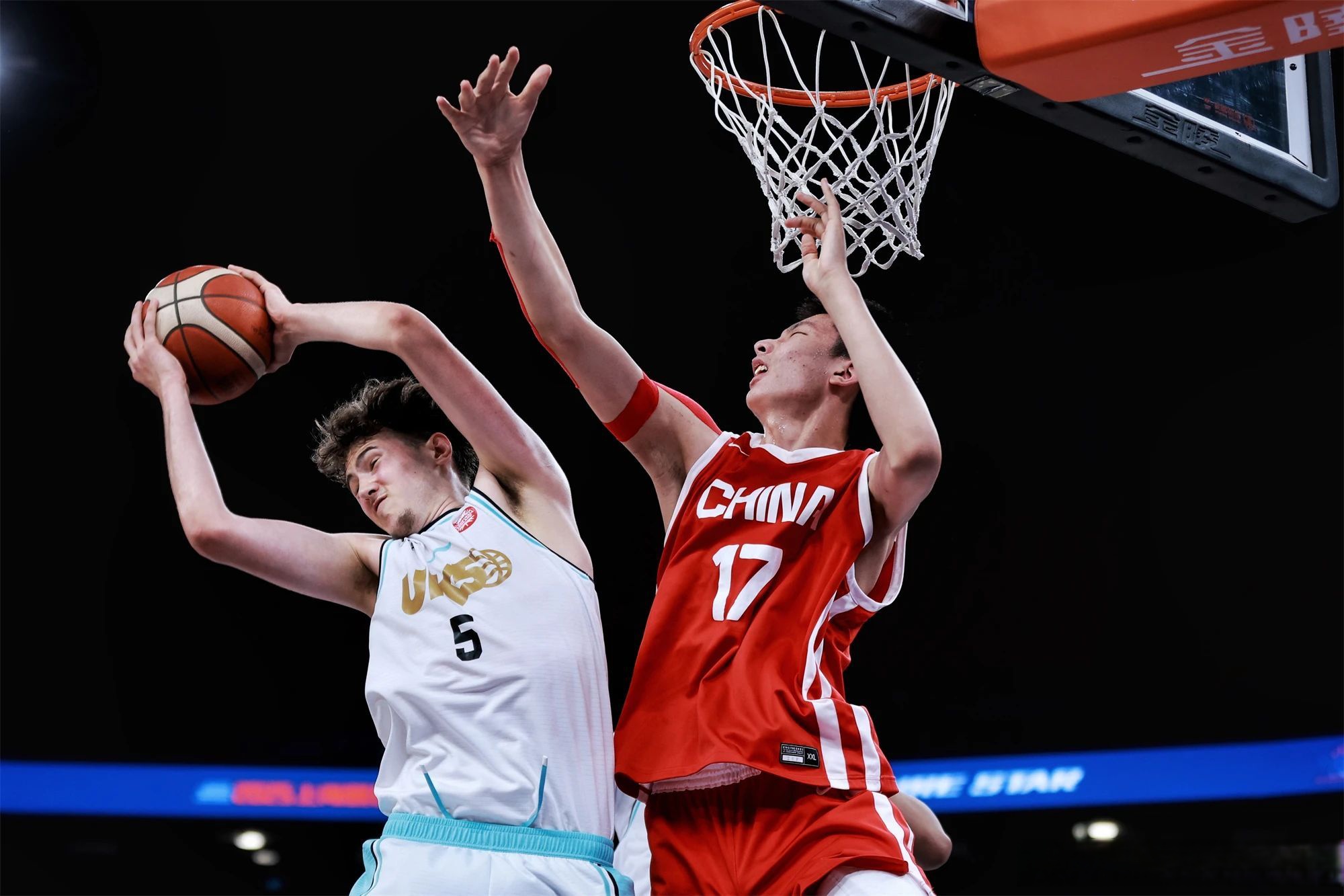 关于深圳男篮发布备战花絮，今晚豪取连胜，意大利杯任务艰巨，赛季目标并未改变的信息