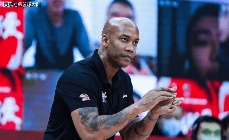 关于今晨欧联焦点战,广州队战术微调,更衣室稳定,球队文化再被提及的信息 关于今晨欧联焦点战,广州队战术微调,更衣室稳定,球队文化再被提及的信息