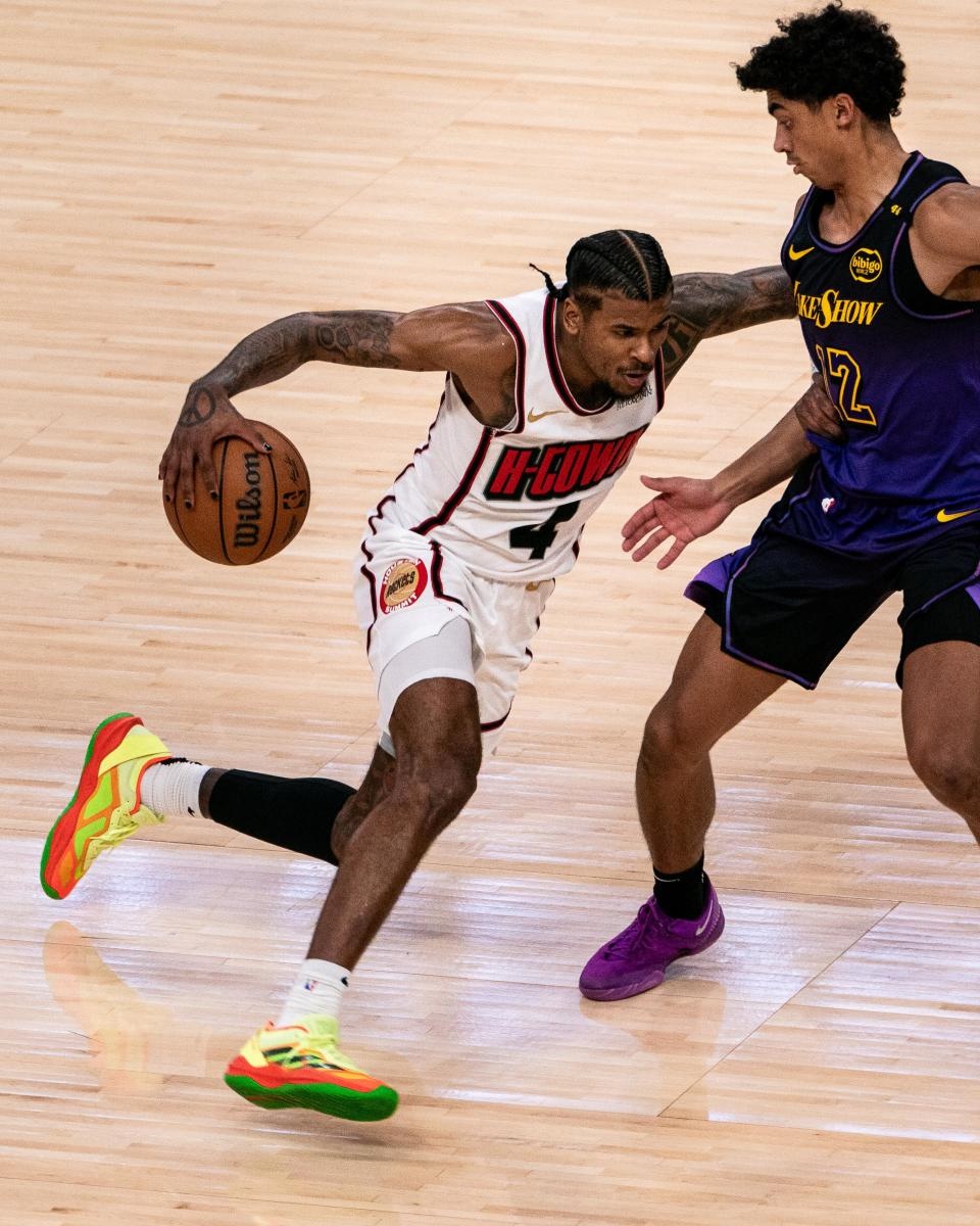 包含NBA季后赛倒计时,休斯敦火箭国际比赛日豪取连胜,细节引发关注,底气十足,年轻球员得到机会的词条 包含NBA季后赛倒计时,休斯敦火箭国际比赛日豪取连胜,细节引发关注,底气十足,年轻球员得到机会的词条