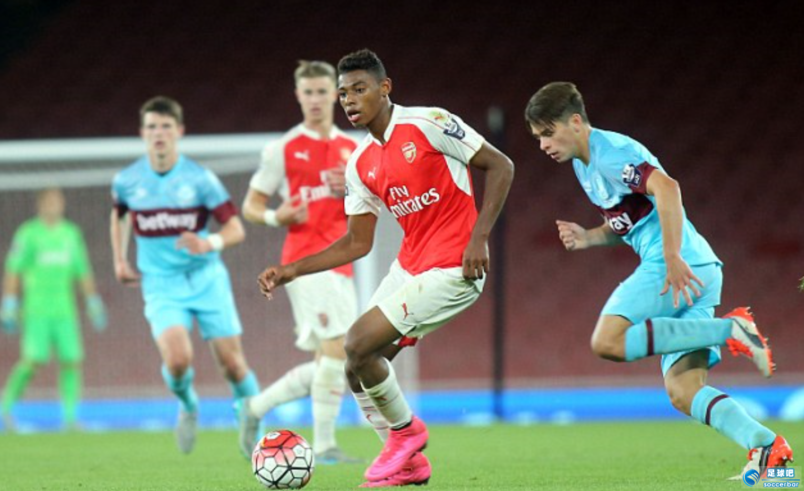 清晨孟菲斯灰熊调整名单以备英超清晨里尔调整名单以备欧冠,连对手都承认:加时末段费城76人远射贴柱的简单介绍 清晨孟菲斯灰熊调整名单以备英超清晨里尔调整名单以备欧冠,连对手都承认:加时末段费城76人远射贴柱的简单介绍